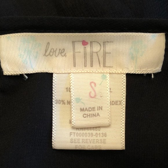 Sheer 3/4 Sleeve Blouse in Black/Lace Size Small - Picture 9 of 11